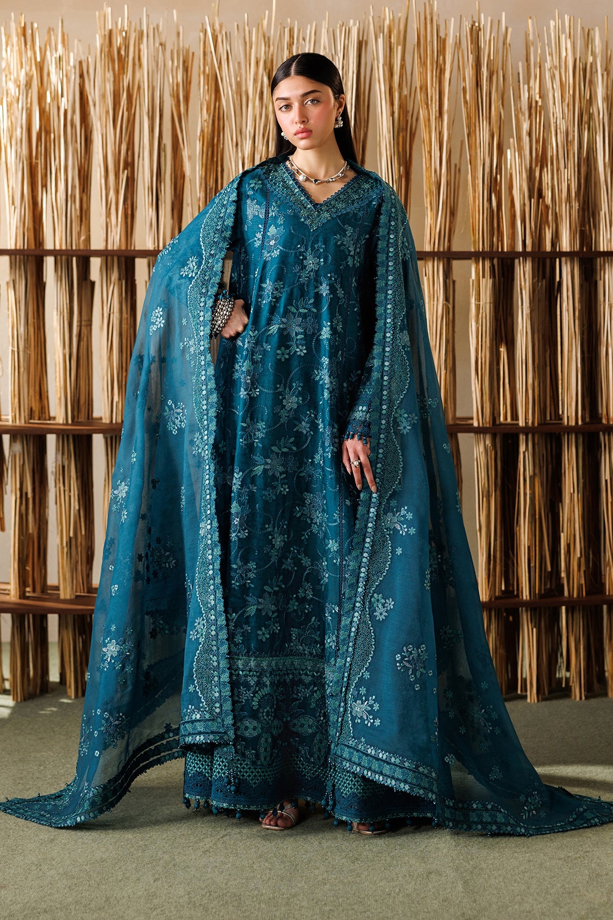Baroque-EMBROIDERED LAWN EL26-D04