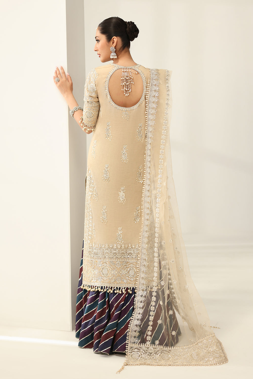 Baroque - EMBROIDERED NET - UF-4183