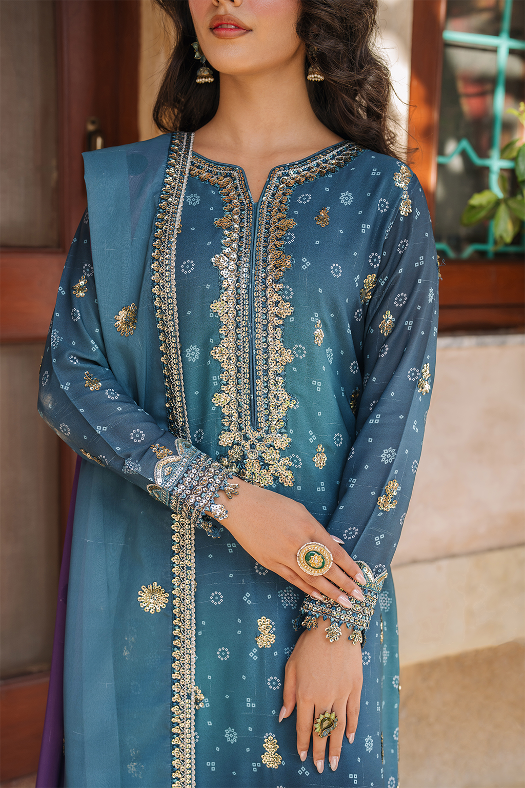 Iznik - UE-335 Embroidered Chiffon