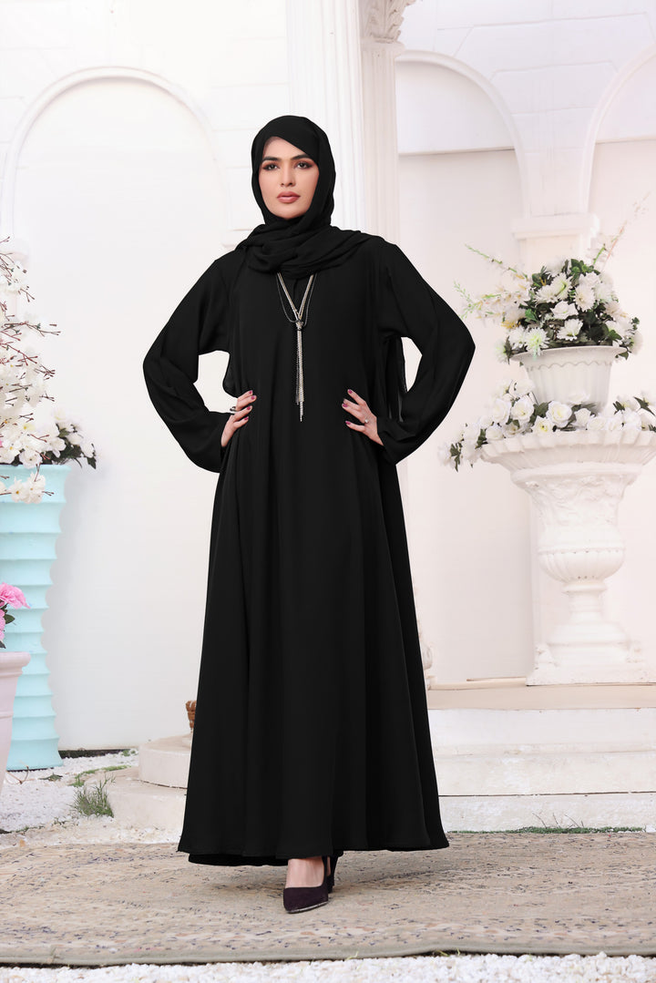 TGM - Omaima Black