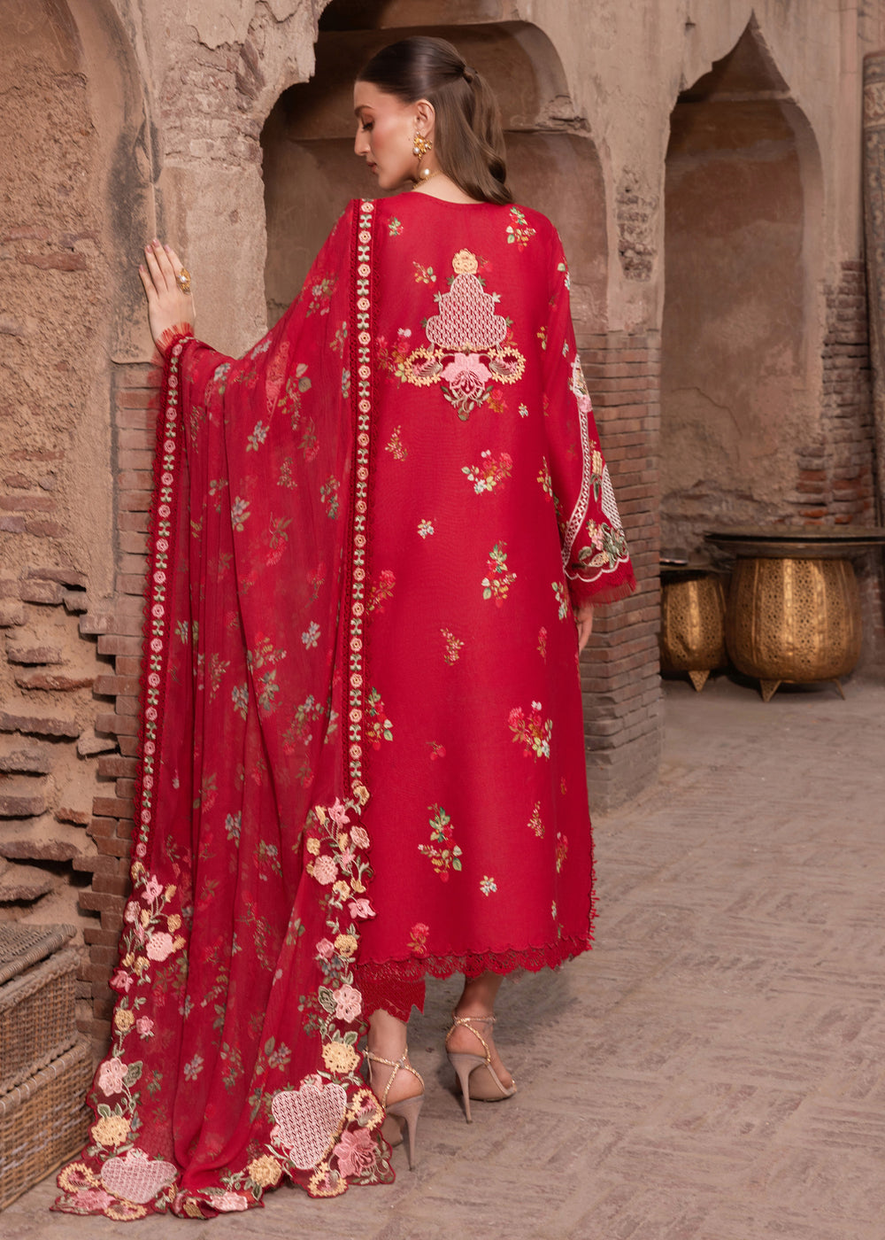 Saira Shakira-ROSE-6-A