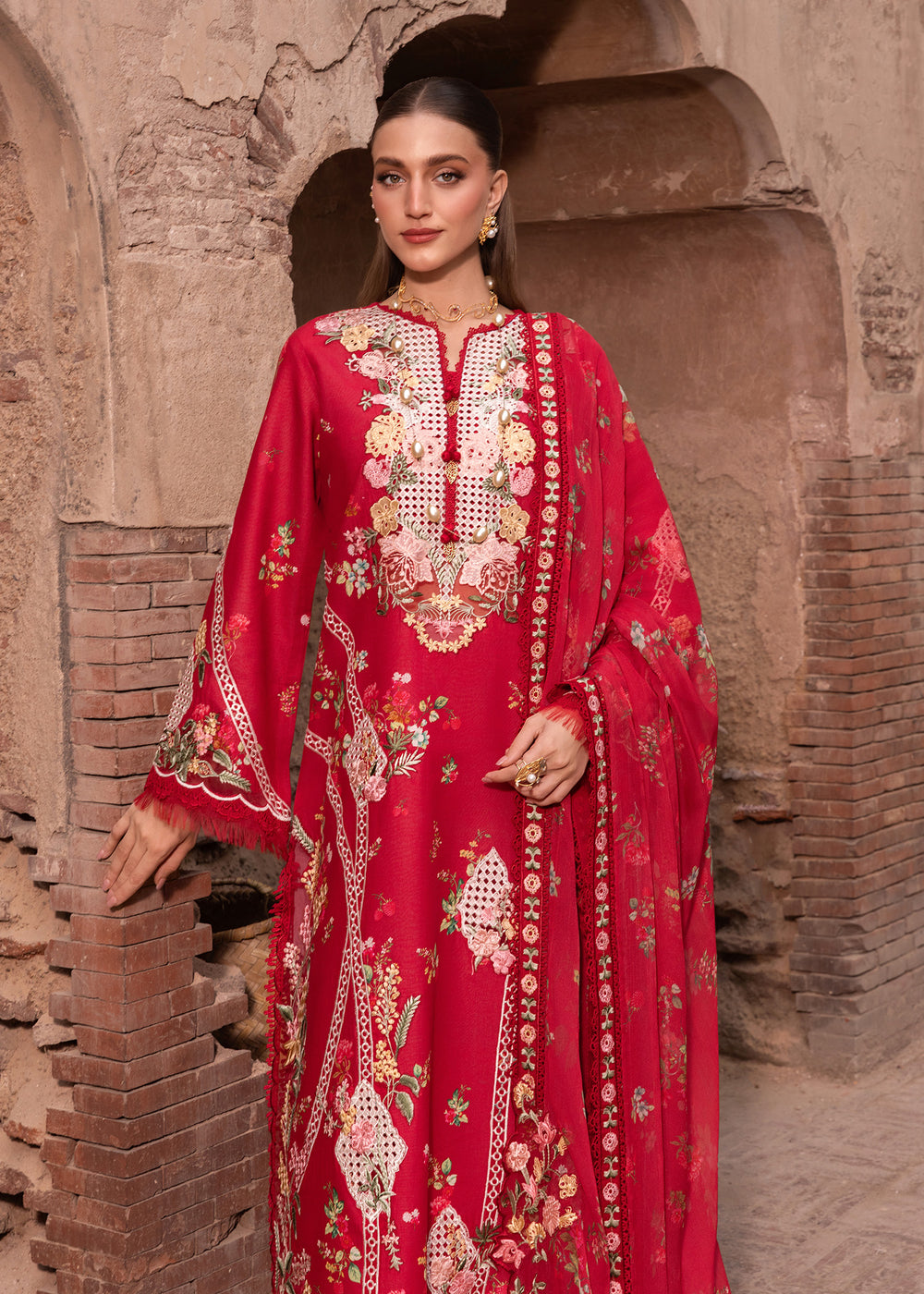 Saira Shakira-ROSE-6-A
