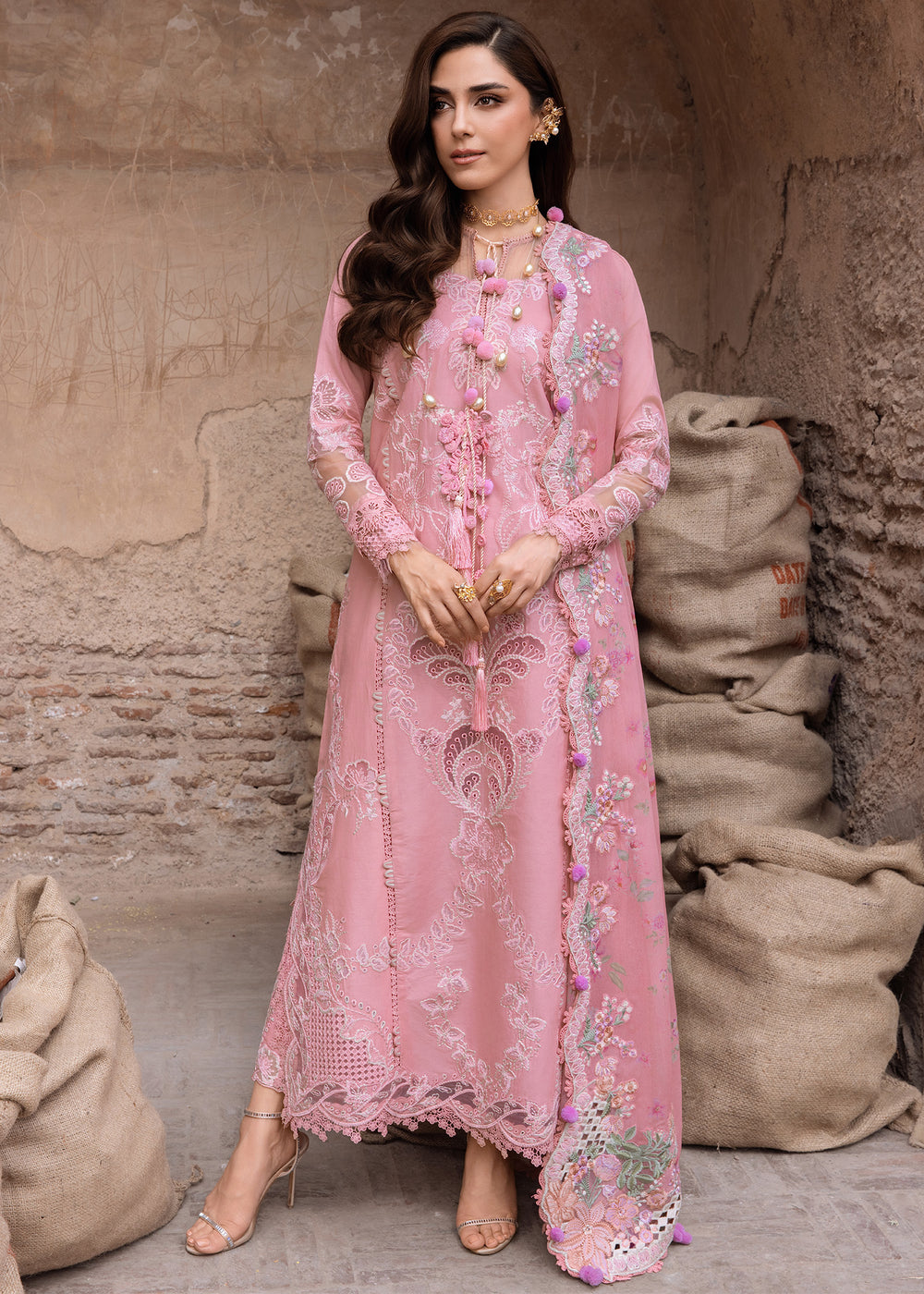 Saira Shakira-OPHELIA-4-B