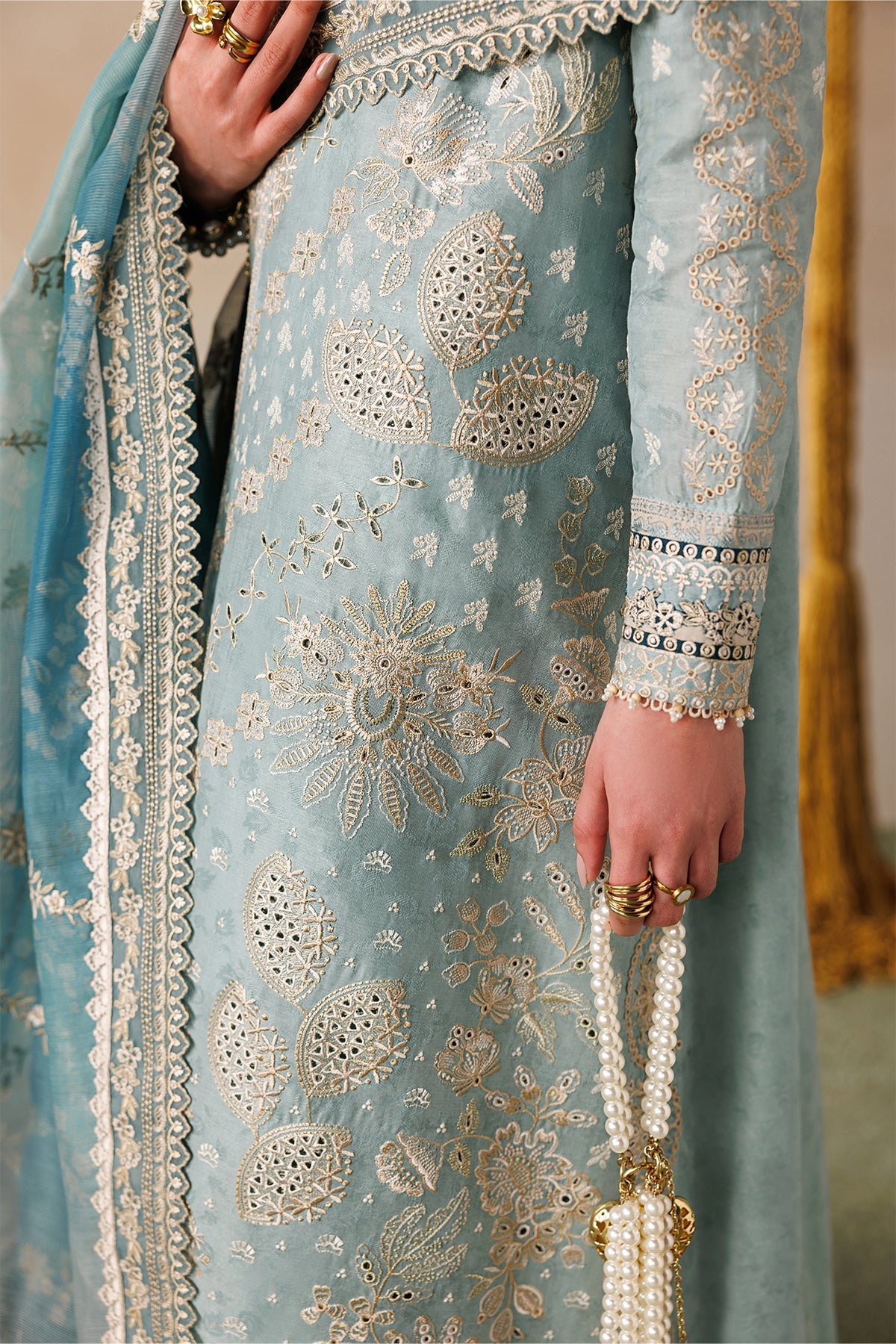 Baroque-EMBROIDERED LAWN EL26-D01