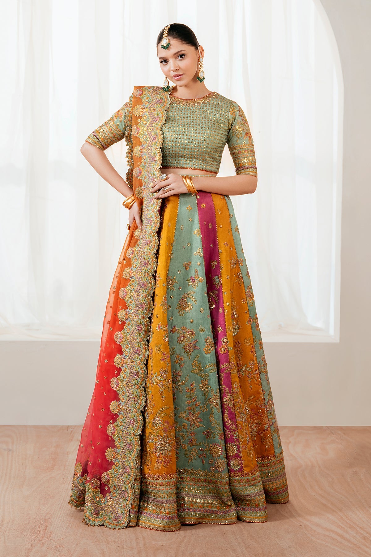 Baroque - Embroidered Silk UF-4036