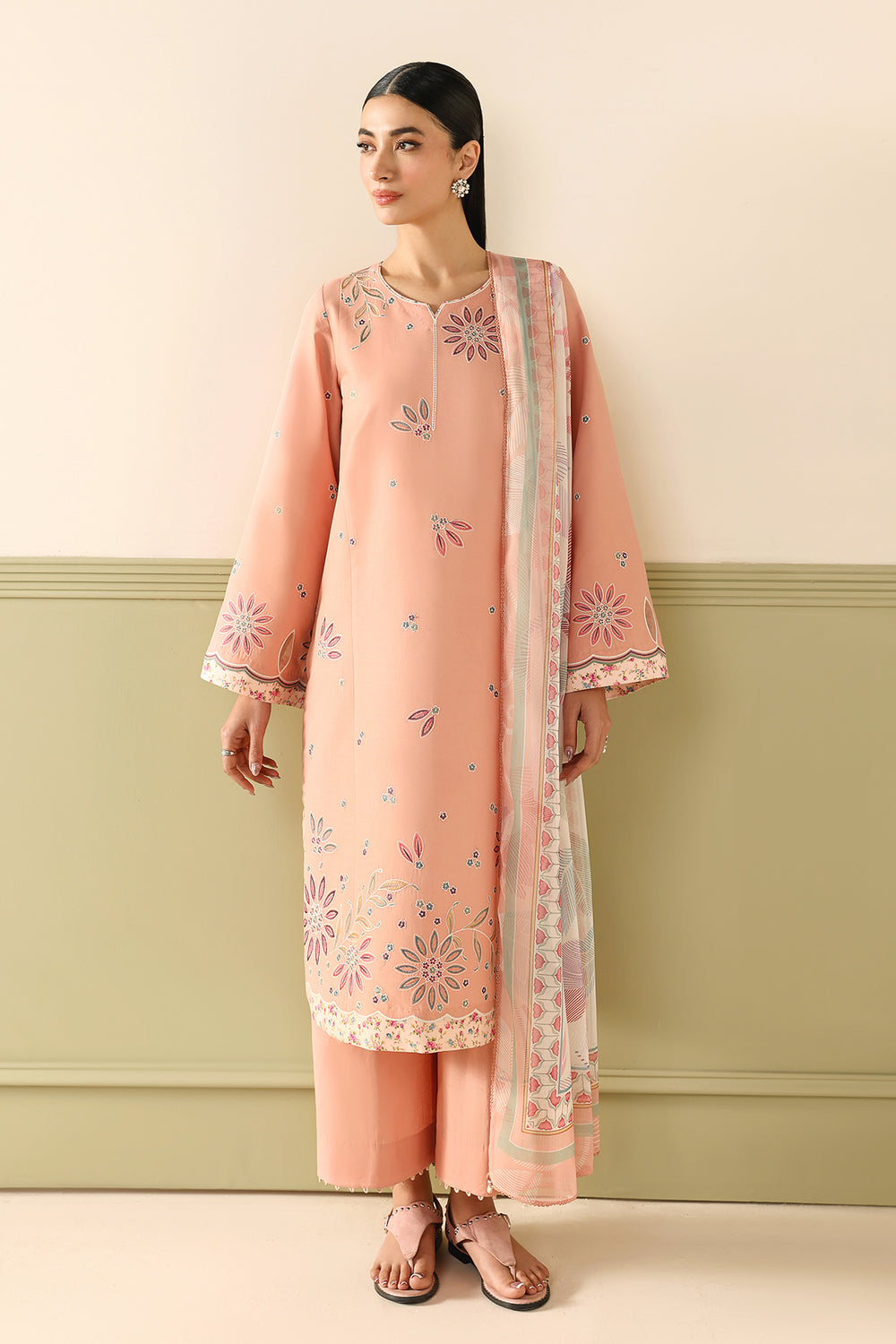 Jazmin - Embroidered lawn use - 9274