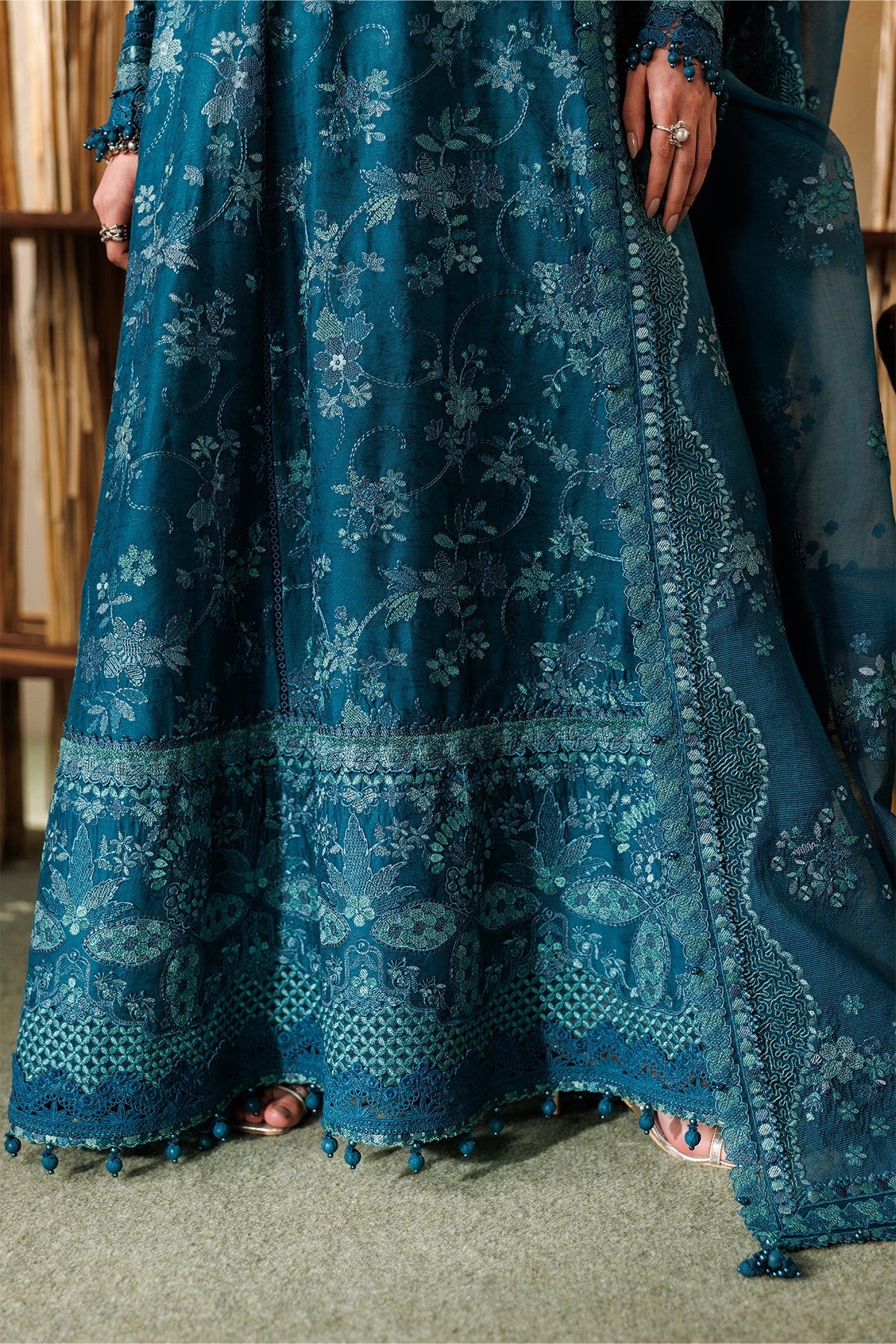 Baroque-EMBROIDERED LAWN EL26-D04