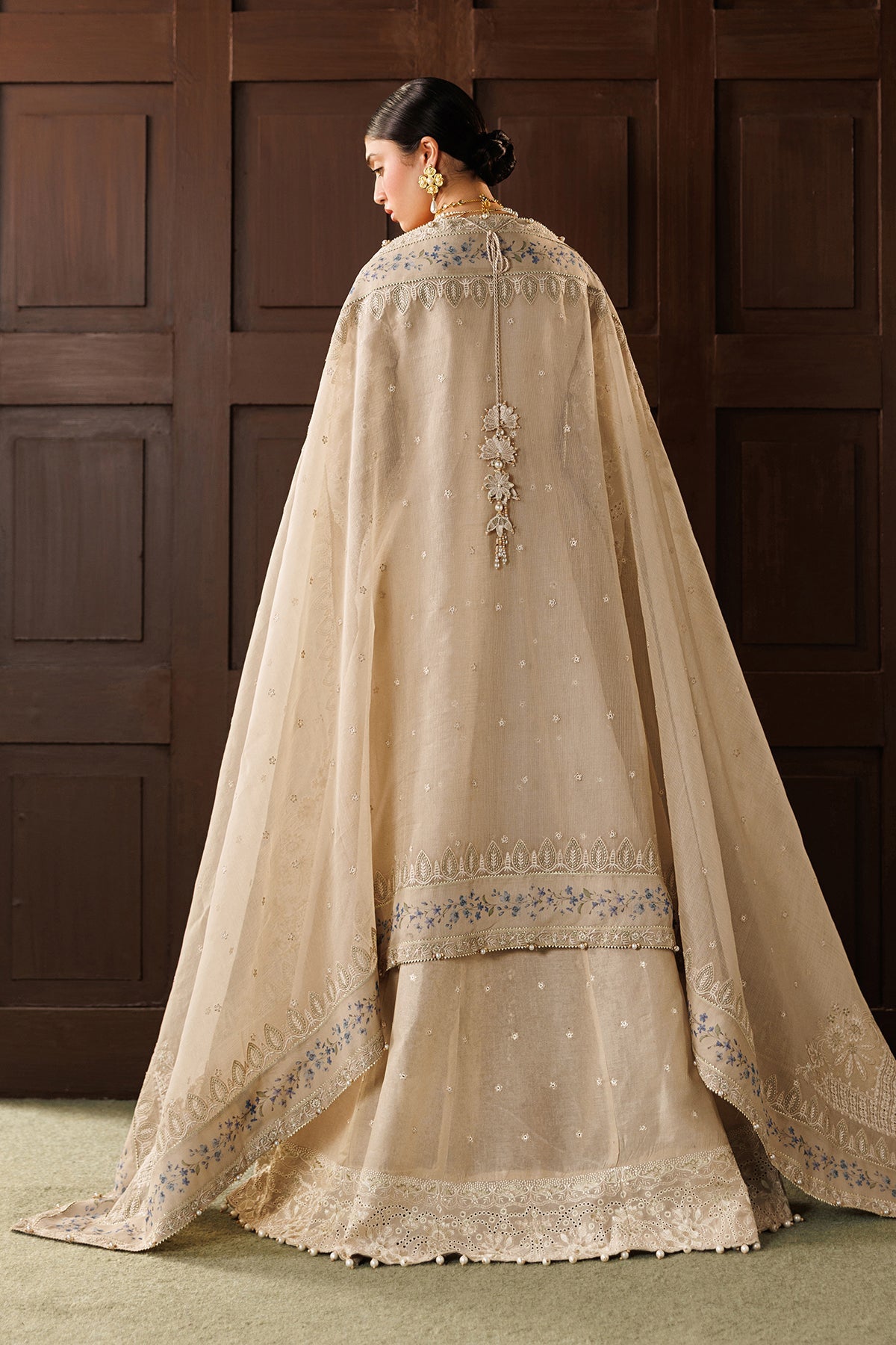 Baroque-EMBROIDERED LAWN EL26-D03