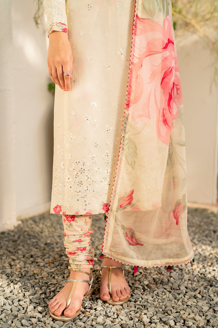 Jazmin - EMBROIDERED LAWN USE - 9050