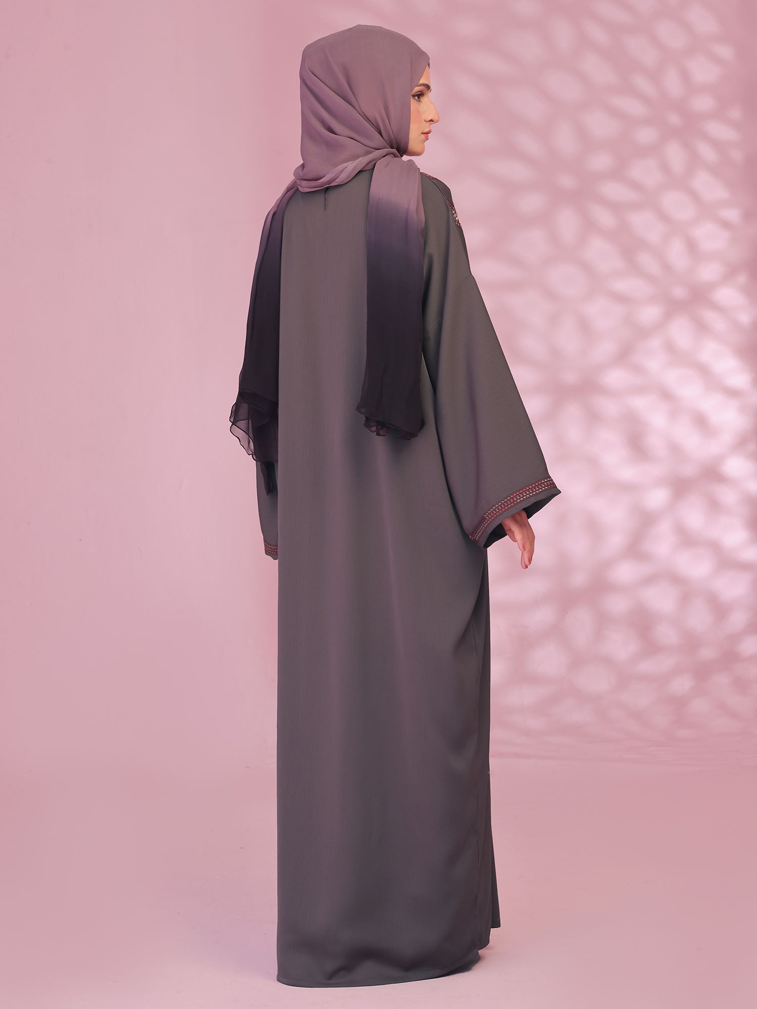 Spinzar Store - Tetreez Whisper Abaya