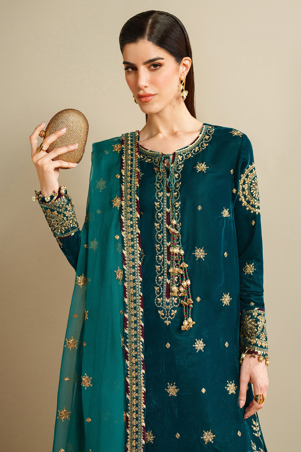 Jazmin - Embroidered Velvet Formal VVF D-8