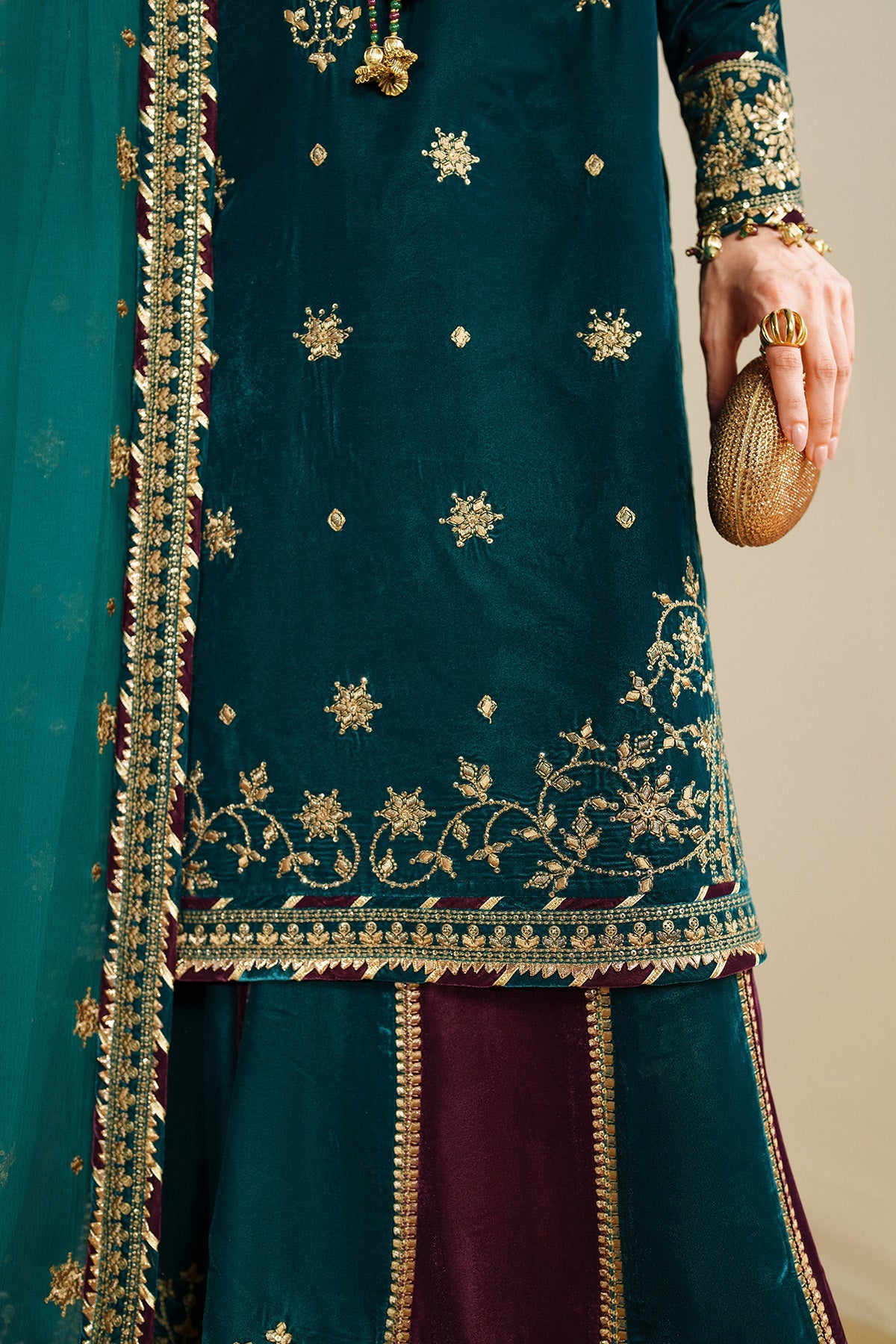 Jazmin - Embroidered Velvet Formal VVF D-8