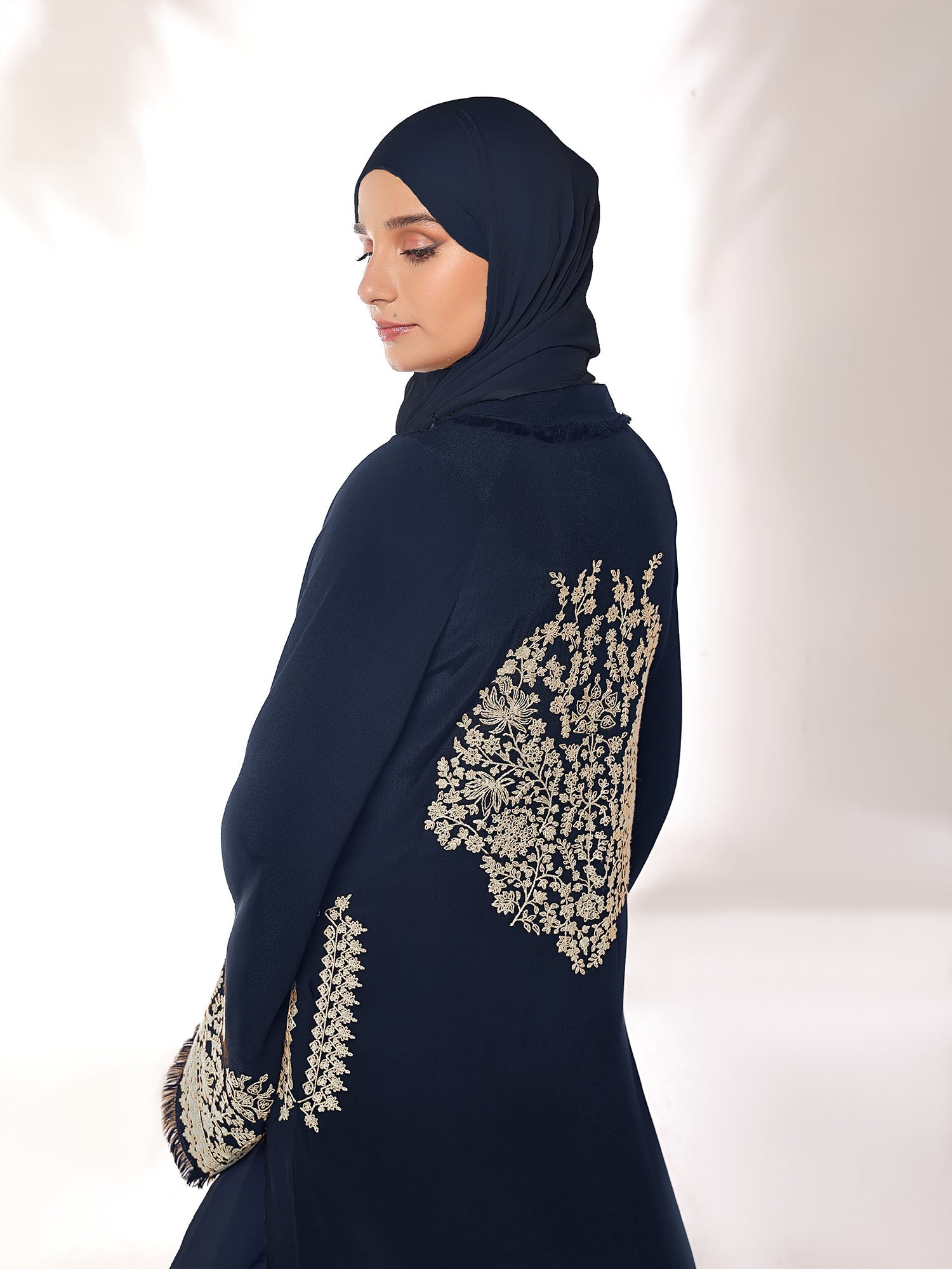 Spinzar Store - Stitched Blossoms Navy Abaya