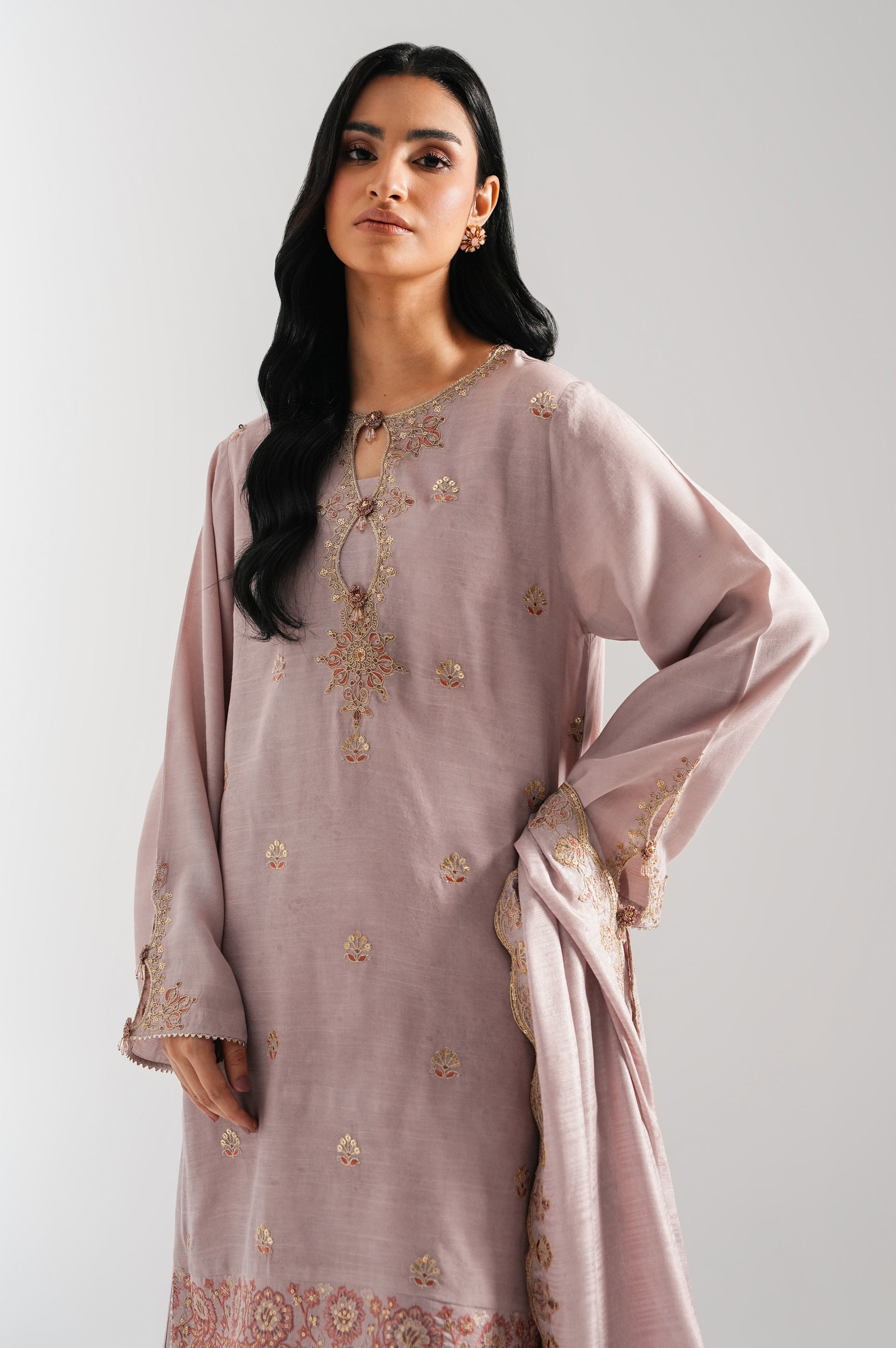 Zeen-EMBROIDERED RAW SILK 05