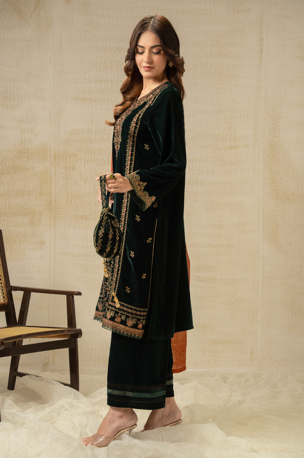 Zeen - WUM35848