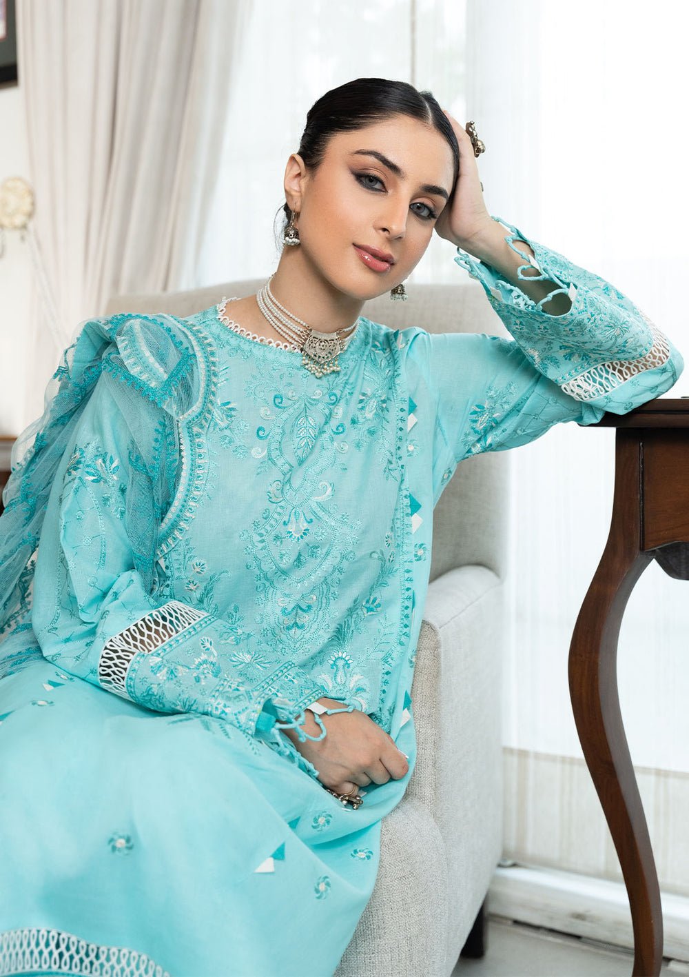 AIK - 24 - Vol - 2 - LOOK - 05 - SaviiFashion.com