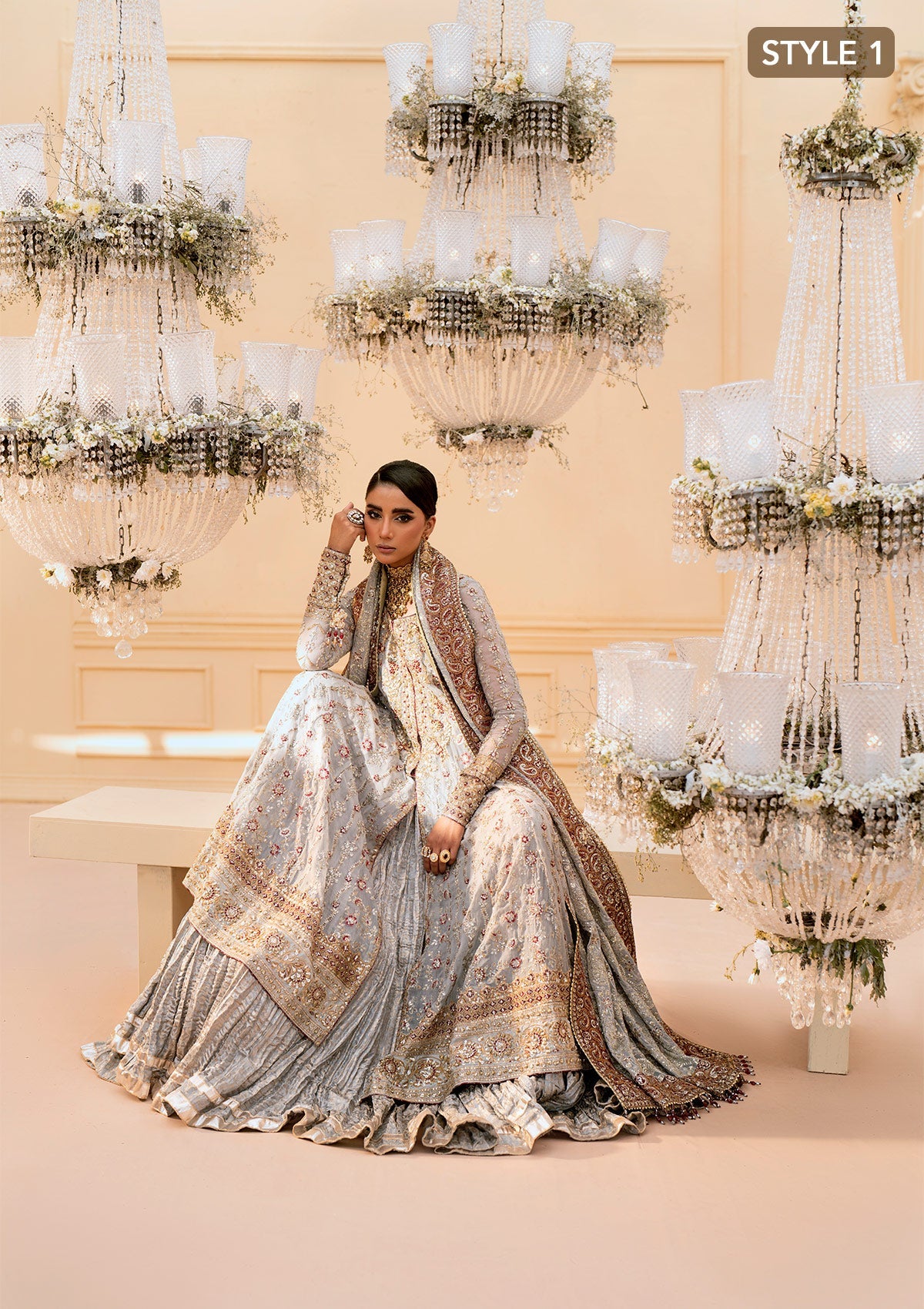 Aik - WEDDING FESTIVE 25 VOL. 1 - LOOK 02