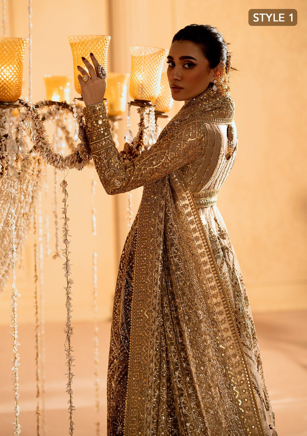 Aik - WEDDING FESTIVE 25 VOL. 1 - LOOK 05