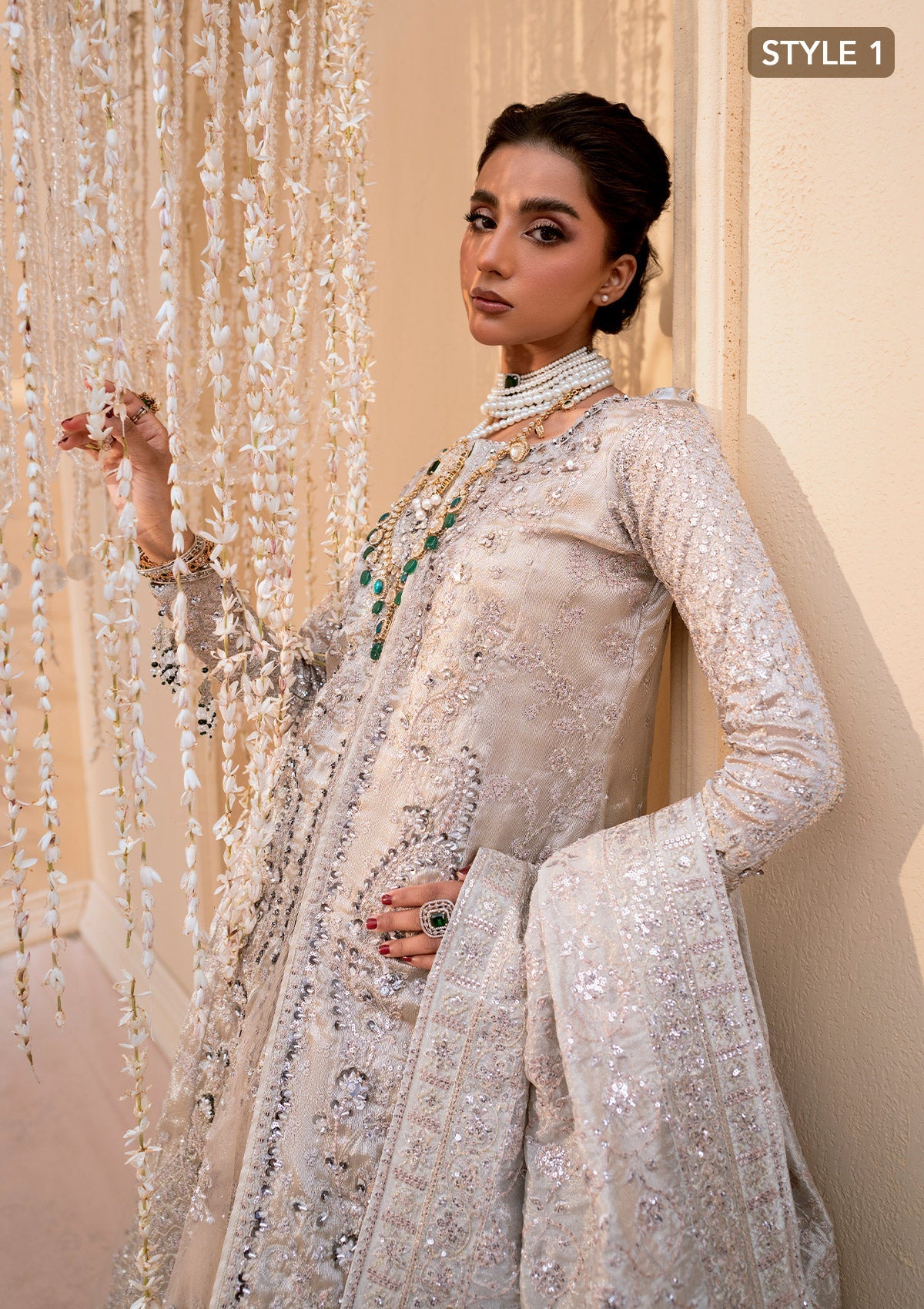 Aik - WEDDING FESTIVE 25 VOL. 1 - LOOK 09