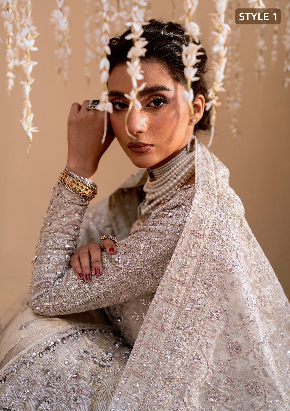 Aik - WEDDING FESTIVE 25 VOL. 1 - LOOK 09