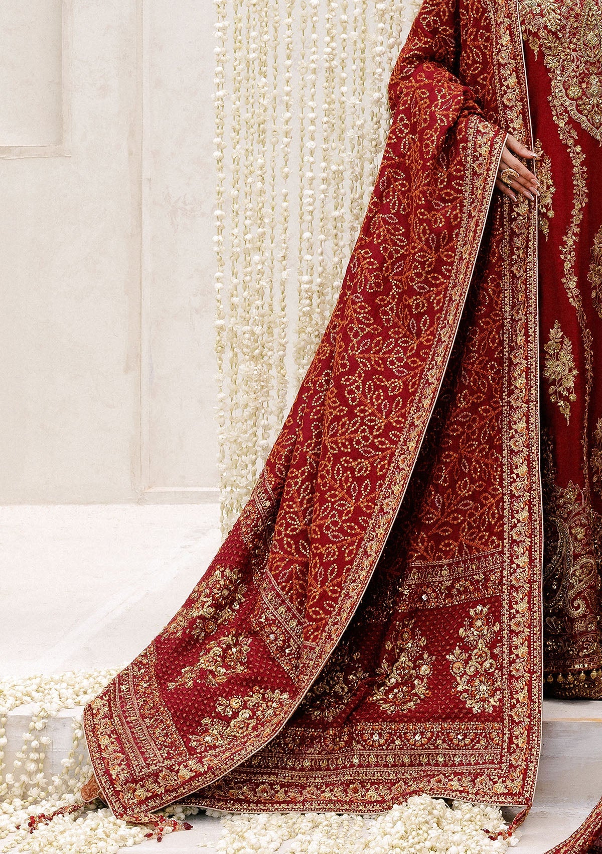 Aik - WEDDING FESTIVE 25 - VOL. 2 - RED MEDIUM SILK SHAWL