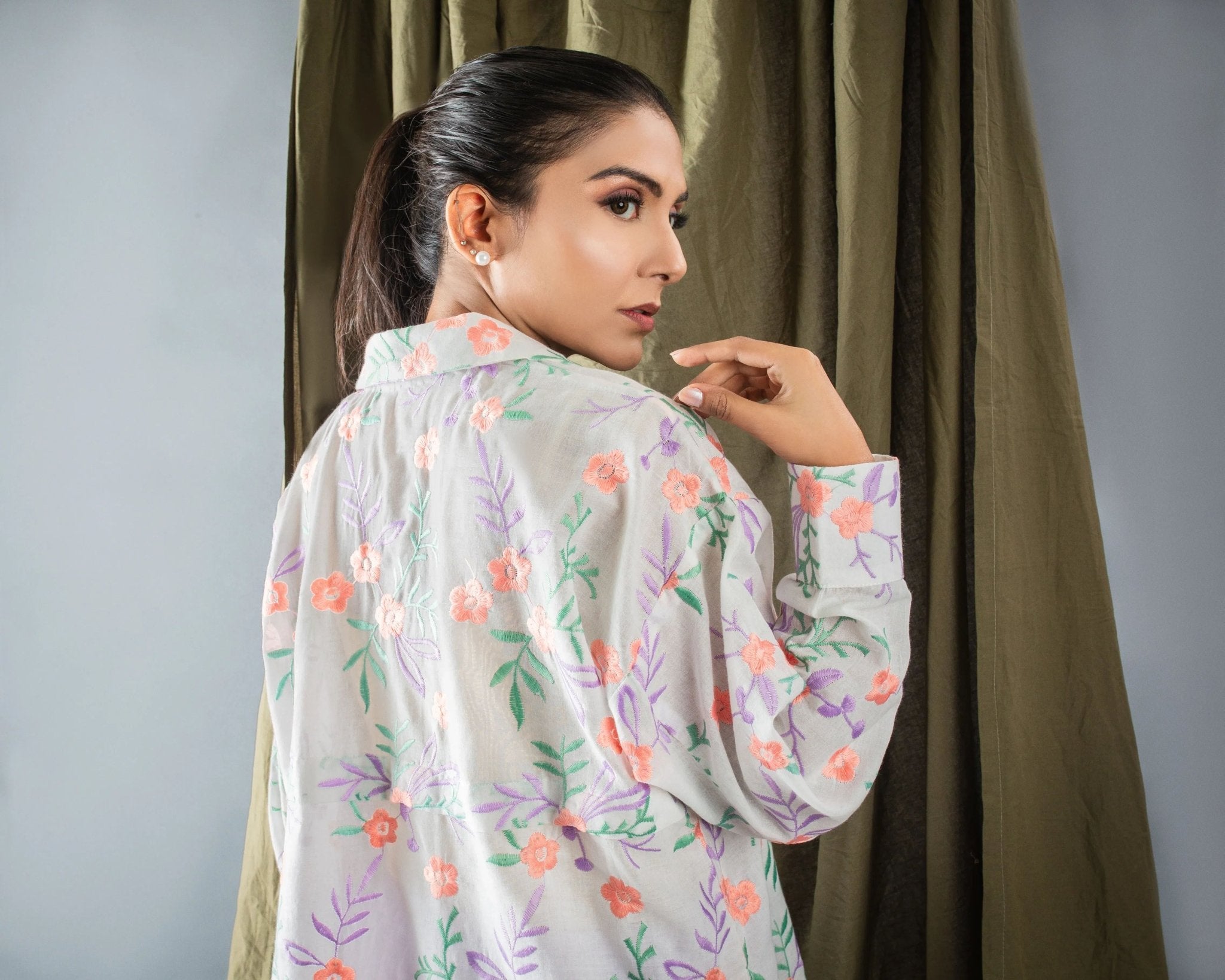 Lily - SaviiFashion.com