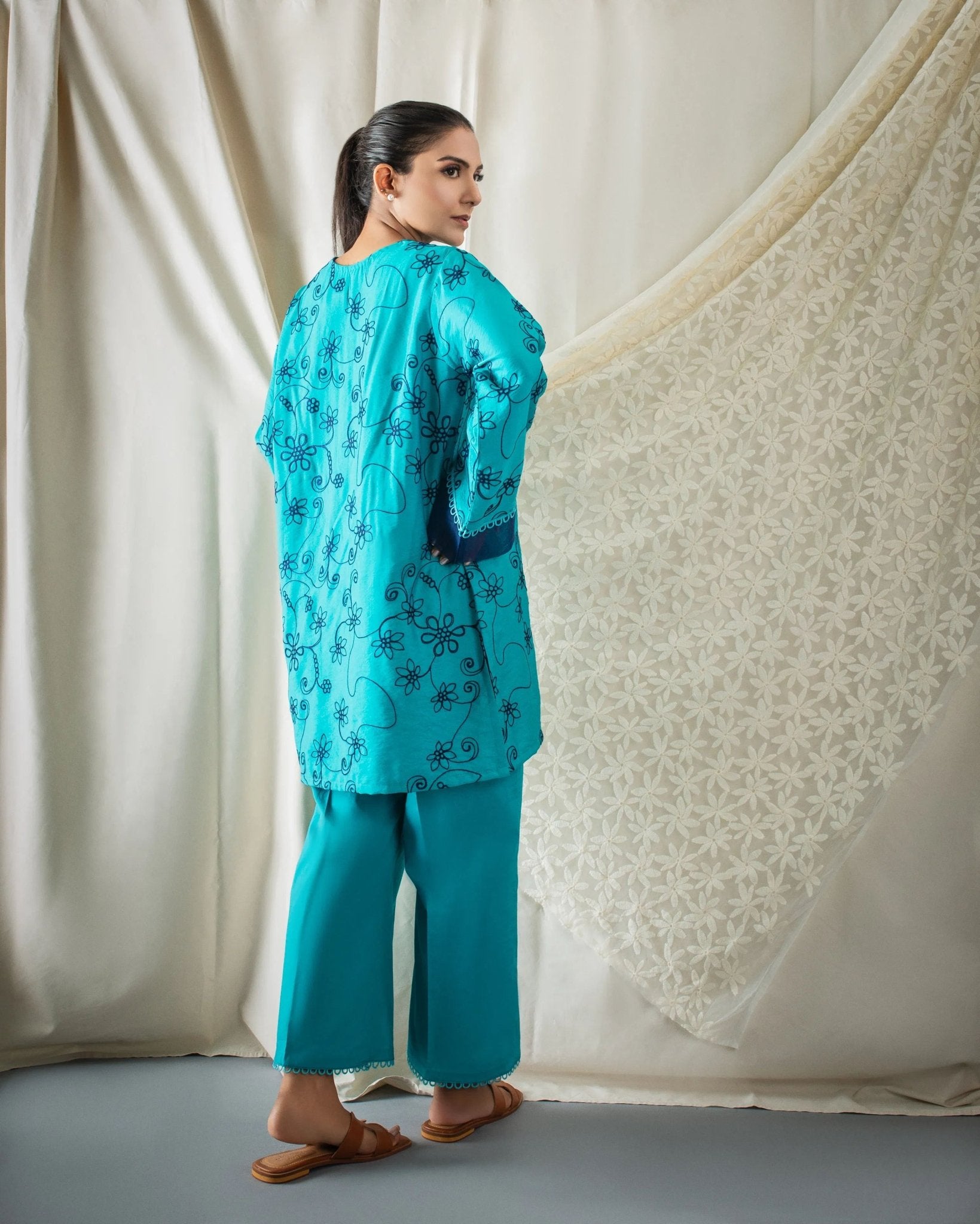 Raana - SaviiFashion.com