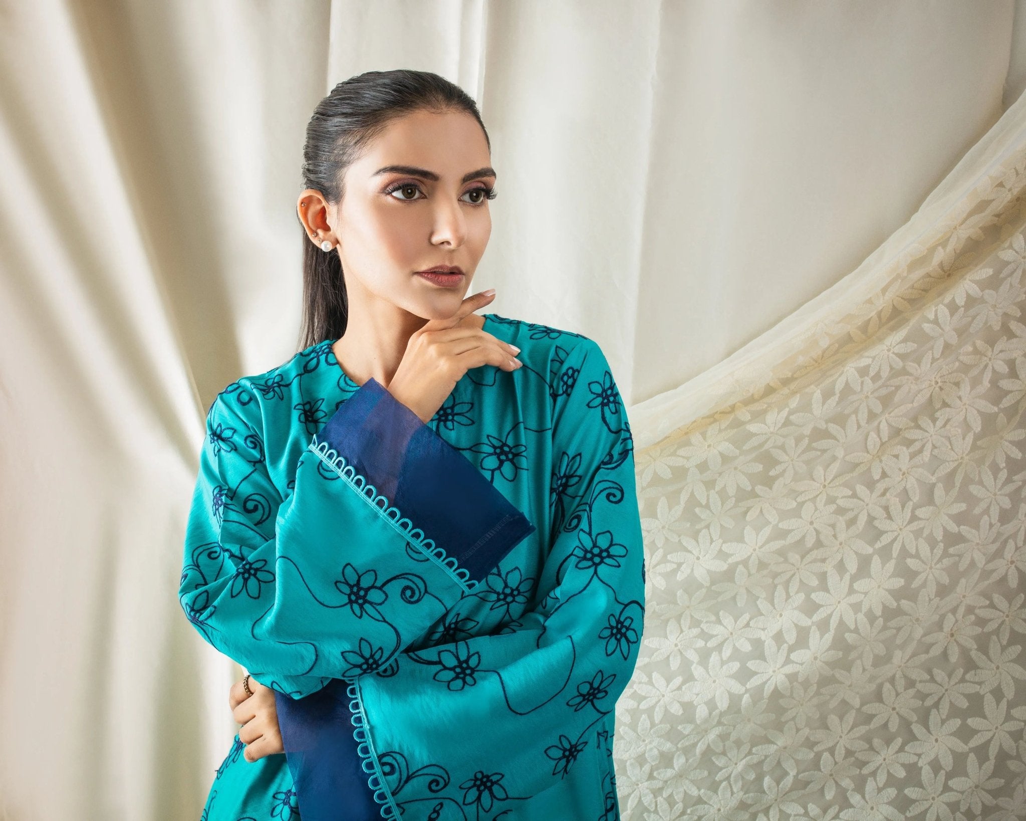 Raana - SaviiFashion.com
